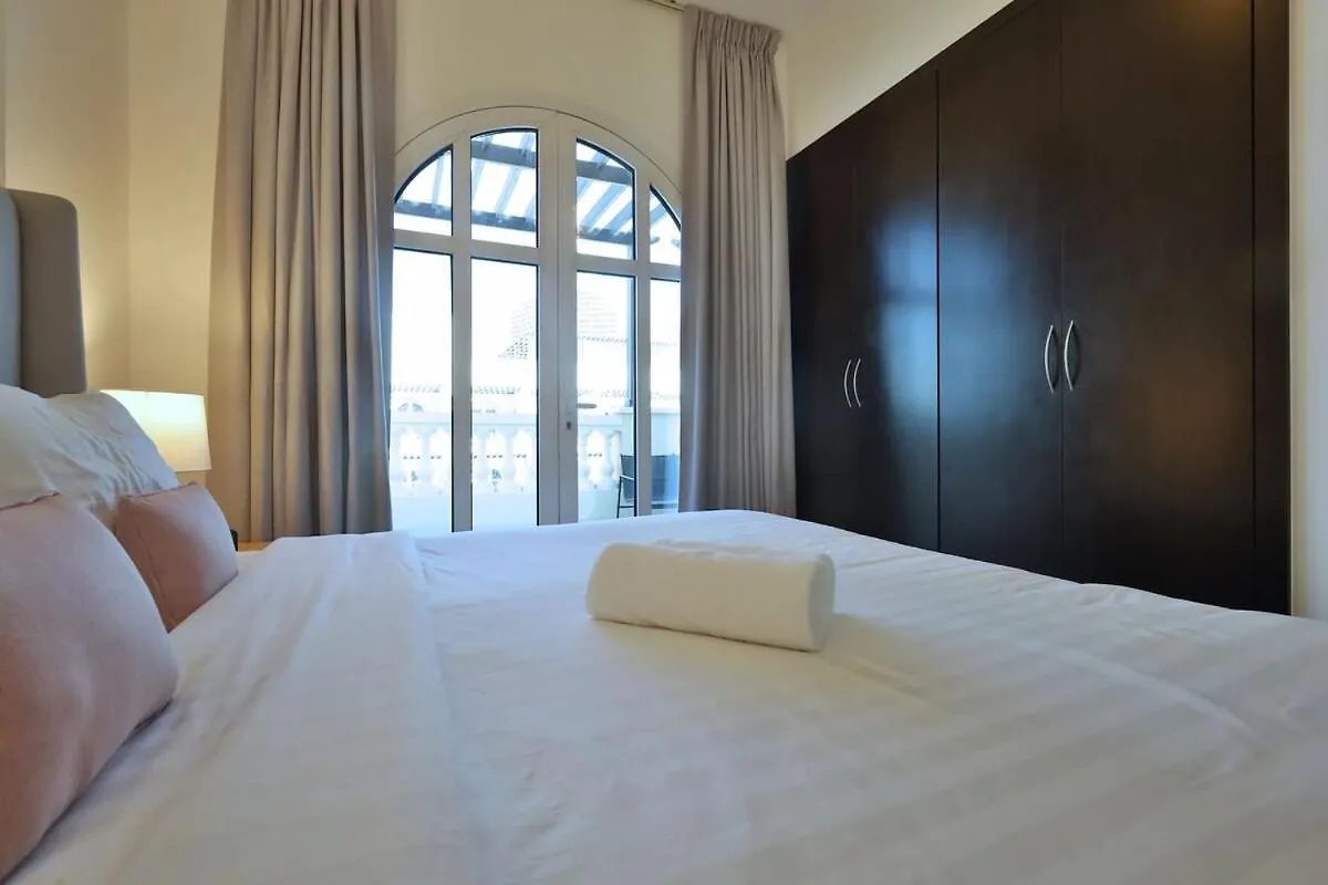 Cosy 1 Bed In Seasons Jvc Apartment Dubai
